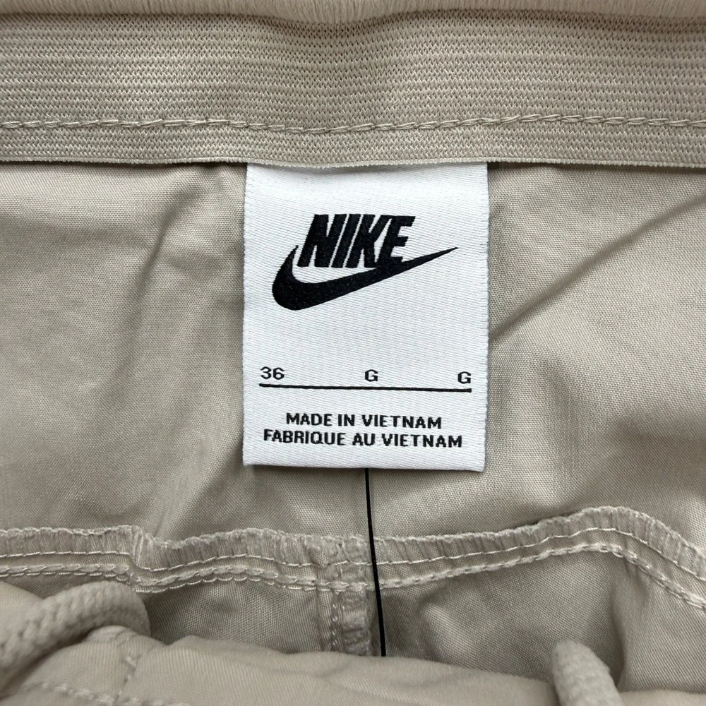 Nike sportswear cargo